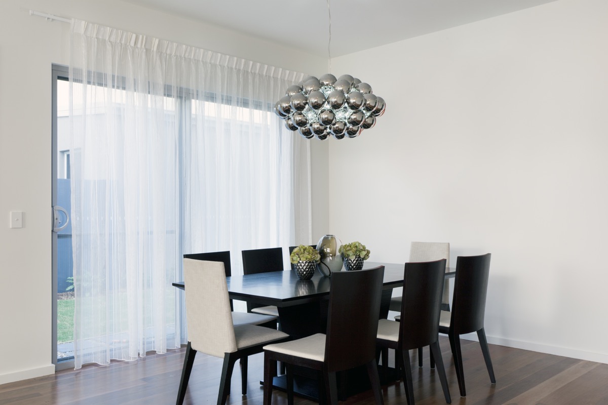 Come si arreda una sala da pranzo piccola: 5 idee facili da copiare