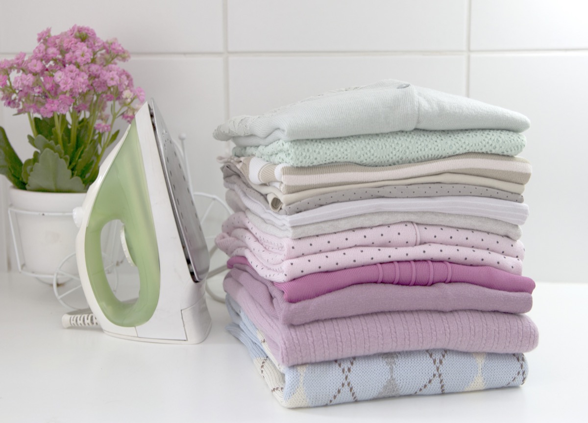 Come stirare i maglioni di lana in modo perfetto