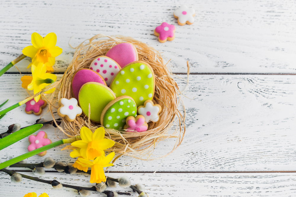 Biscotti pasquali decorati con la pasta di zucchero, 9 idee sfiziose