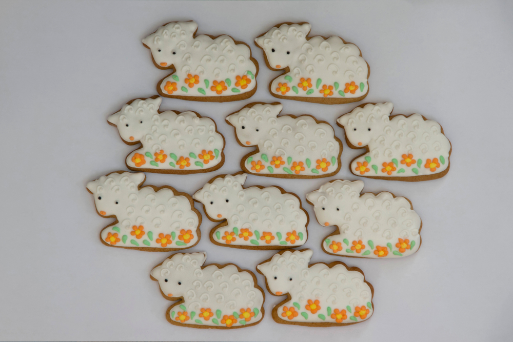 biscotti-pasquali-decorati-pasta-zucchero_5.jpg