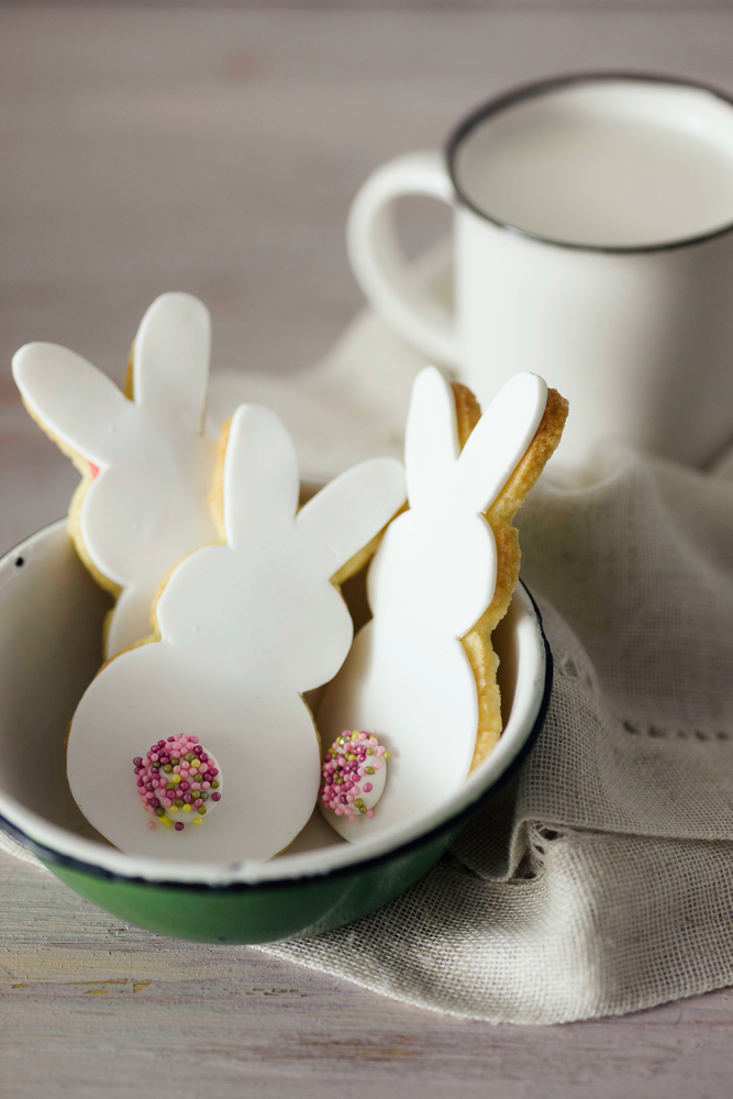 biscotti-pasquali-decorati-pasta-zucchero_6.jpg