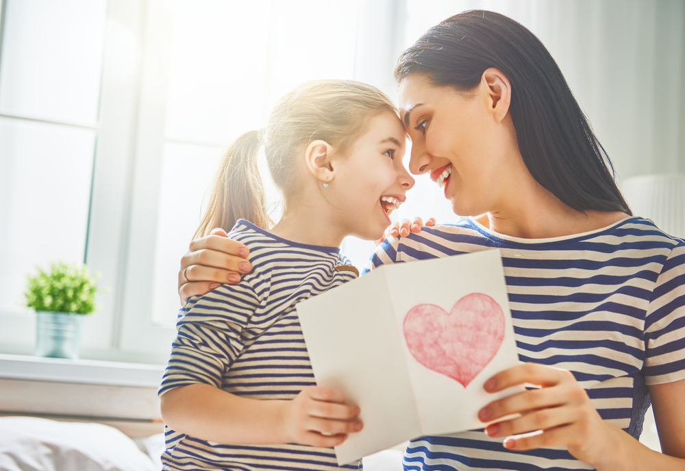 Festa della mamma: 4 biglietti pop up fai da te
