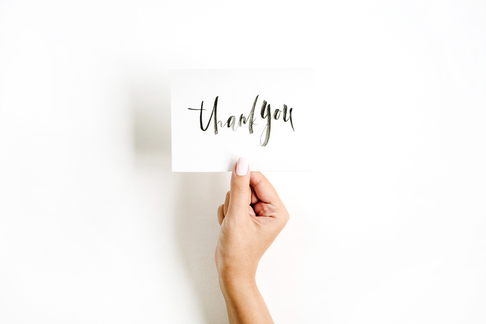 Come realizzare e scrivere il biglietto di ringraziamento dopo il matrimonio