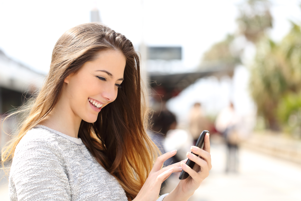 Festa della mamma 2018, 9 auguri divertenti da mandare su whatsapp