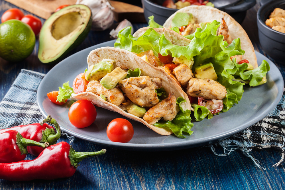 Tacos di pollo, la ricetta per uno spuntino estivo coi fiocchi