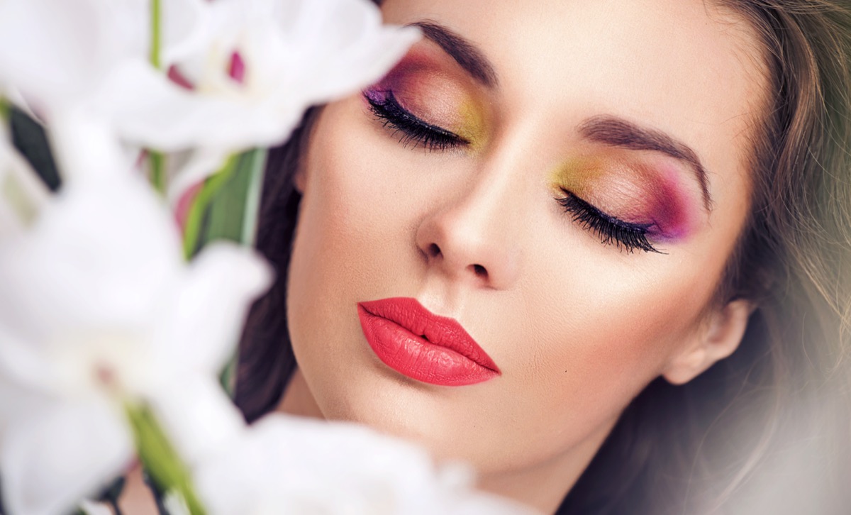 Primer viso: a cosa serve e come stenderlo per un make-up perfetto