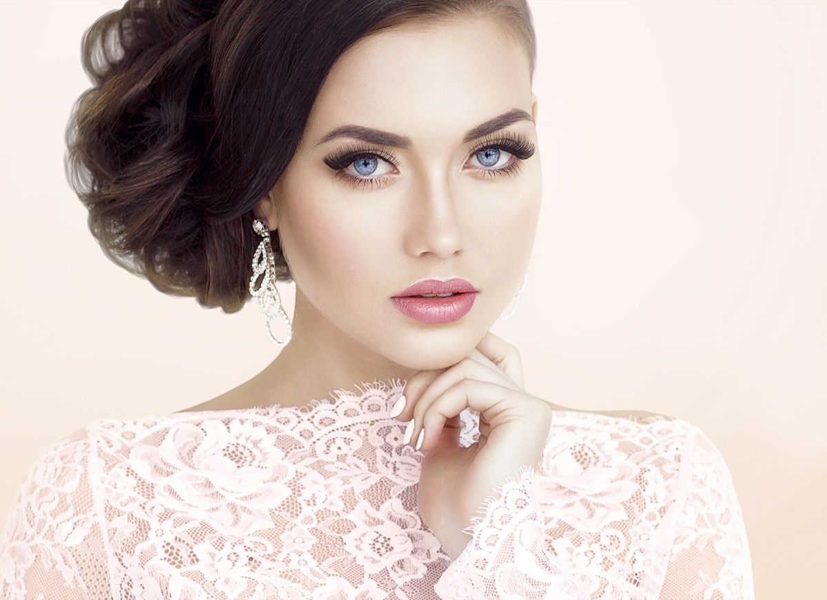 Trucco-sposa-tendenze-2018-cerimonia-4.jpg
