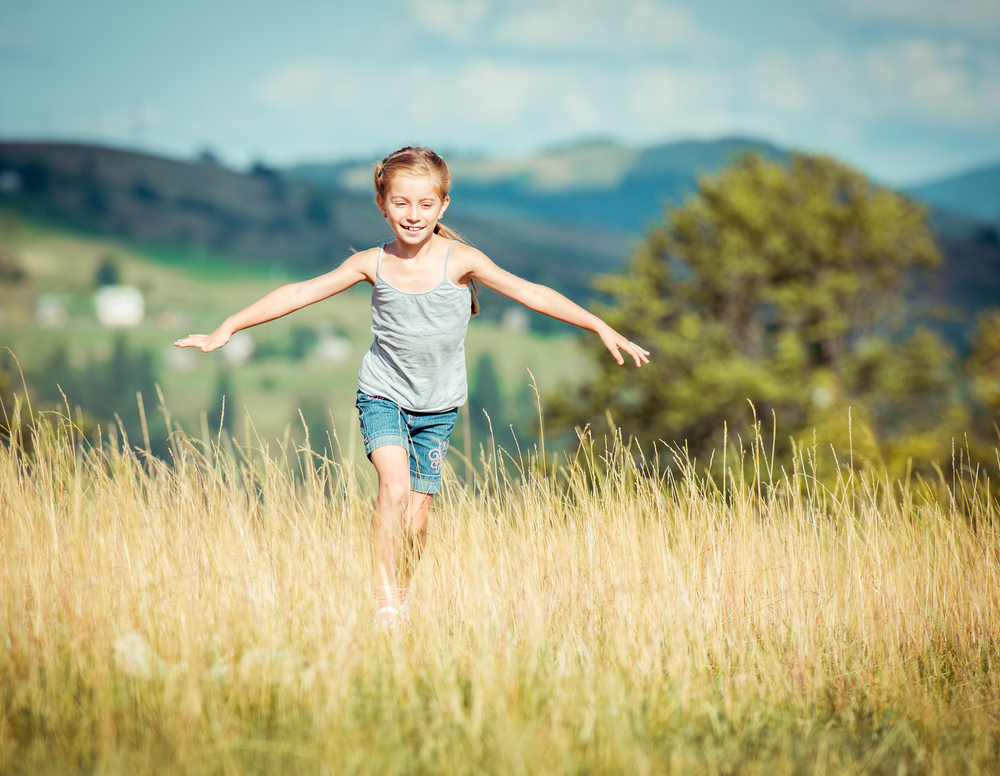 Come proteggere i bambini dal sole in montagna, i consigli