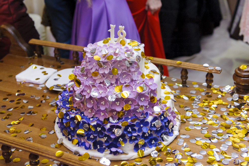 torte-pasta-di-zucchero-18-anni_1.jpg