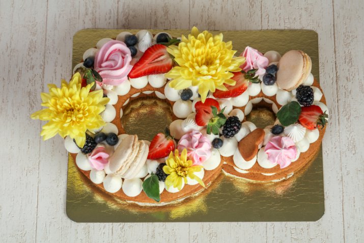 torte-pasta-di-zucchero-18-anni_7.jpg