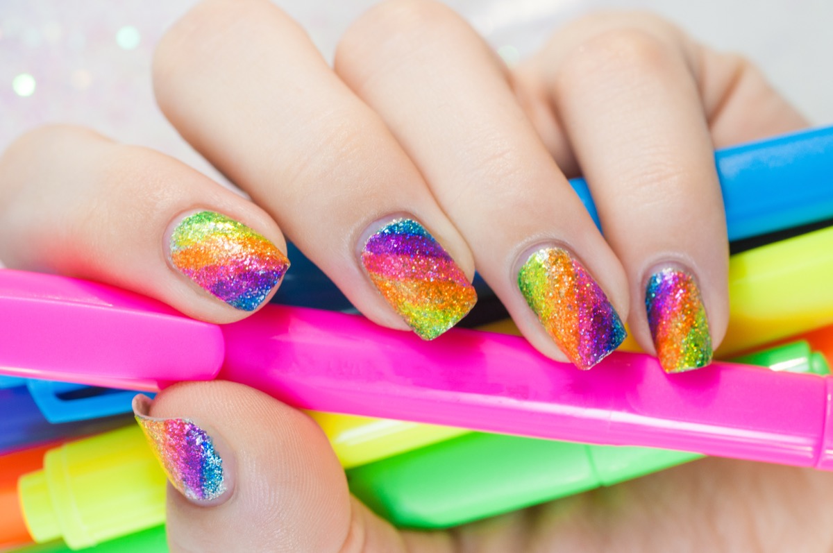 Neon-nail-art-4.jpg