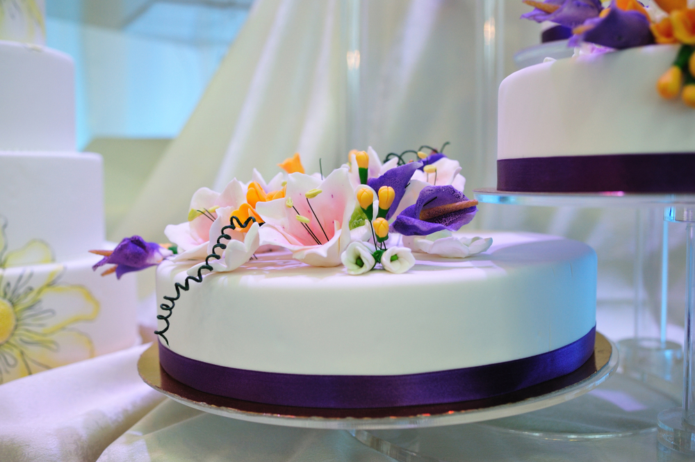 torte-matrimonio-particolari-pasta-di-zucchero_5.jpg