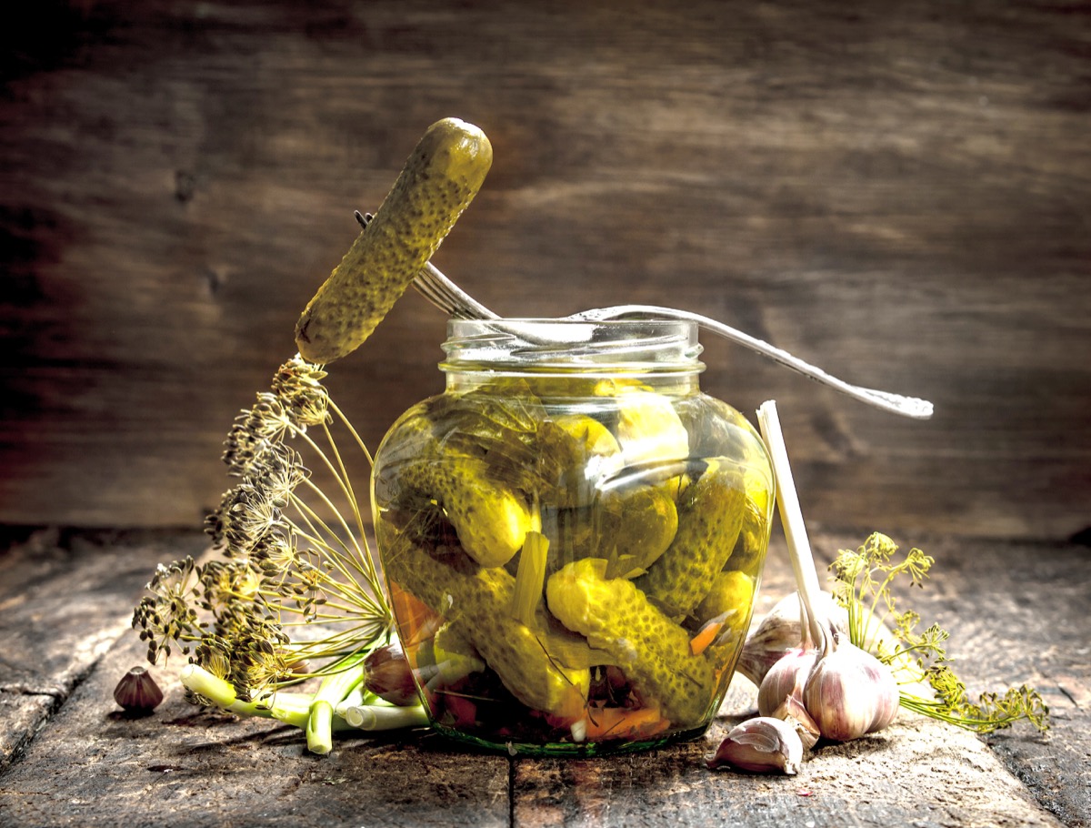Come fare i cetrioli in agrodolce da conservare per l'inverno