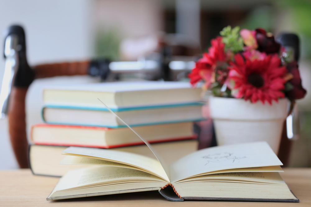 Come foderare i libri, 3 tecniche facili