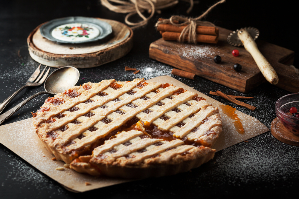 Crostata a strati con marmellata di castagne