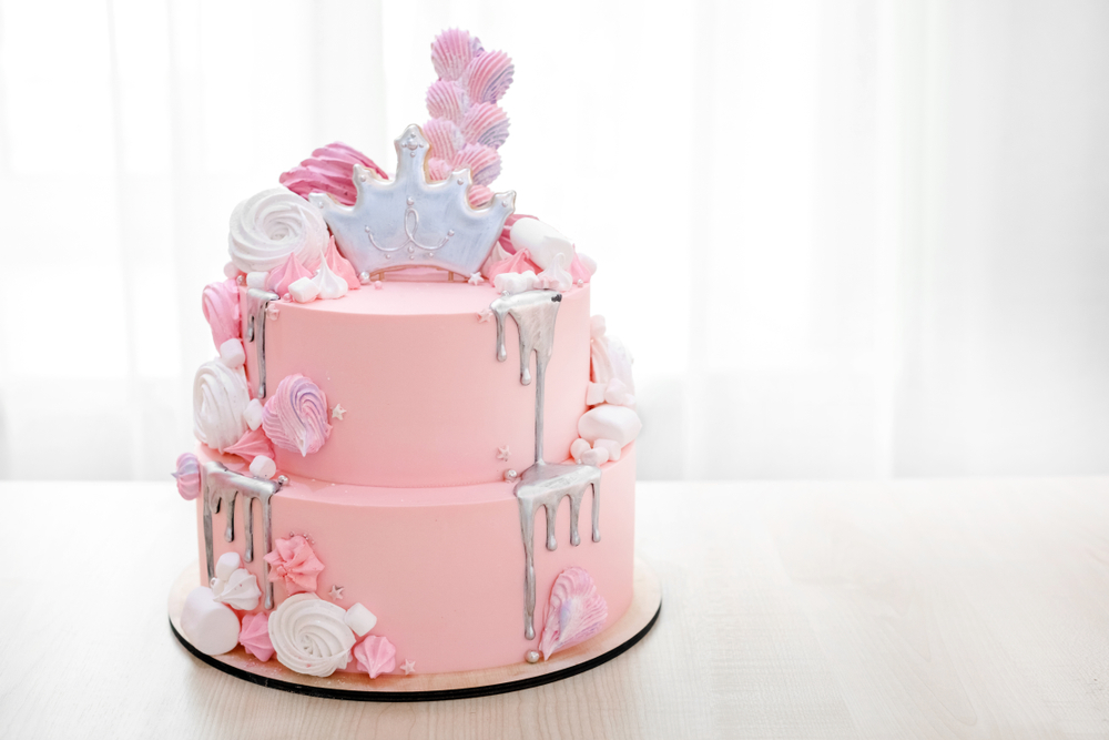 Marshmallow fondant: la ricetta facile per fare la pasta di zucchero con le caramelle