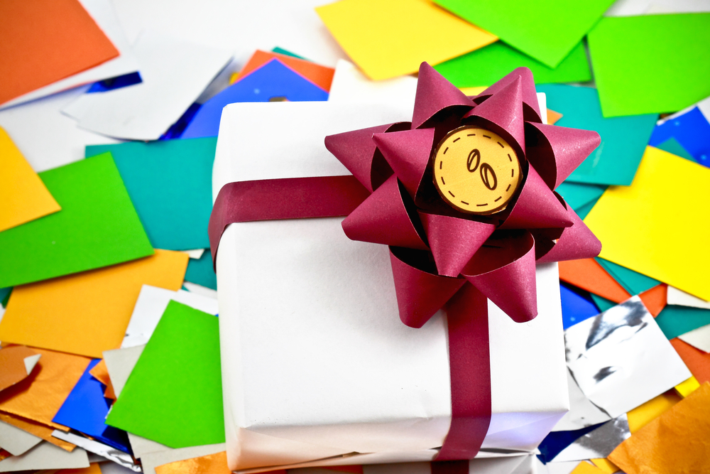 Come fare coccarde con il riciclo creativo per decorare