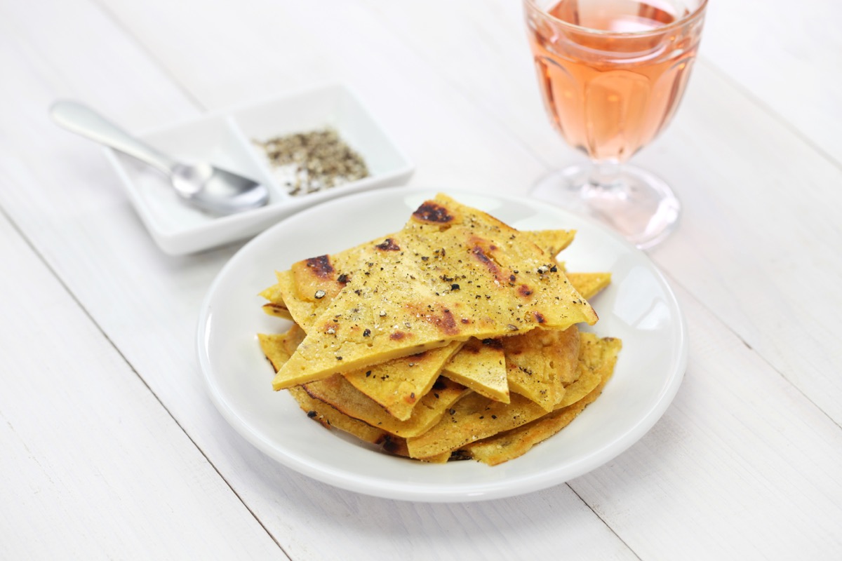 La ricetta della socca di Nizza originale, la farinata di ceci francese