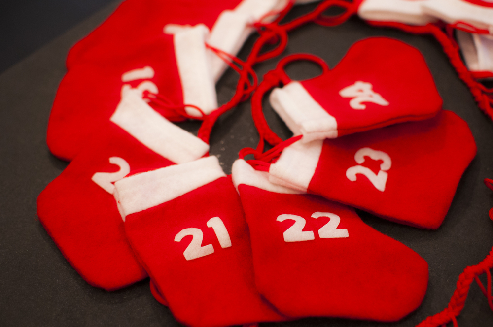 Calendario dell’avvento fai da te: 5 idee di cartoncino e stoffa