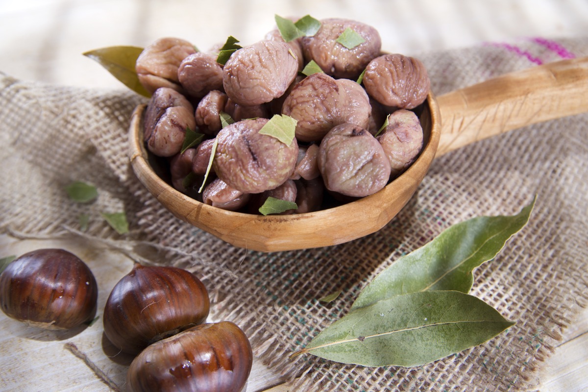 Come cucinare le castagne in pentola a pressione in modo facilissimo