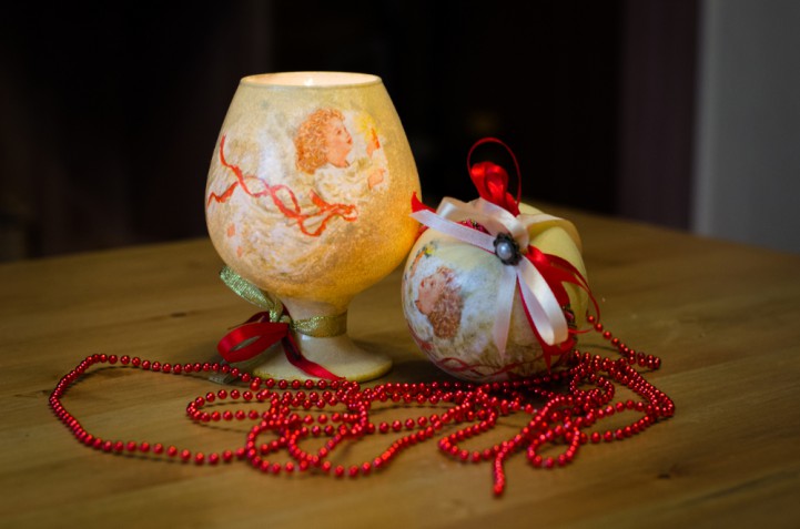 bicchieri-decorati-natale-fai-da-te-decoupage-4.jpg