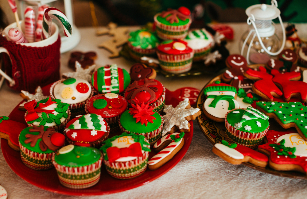 Decorazioni natalizie in pasta di zucchero: le ispirazioni più belle per il tuo cake design