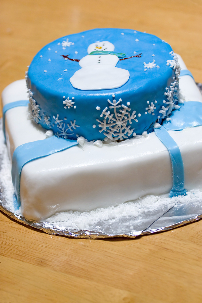 torte-con-pupazzo-neve-pasta-zucchero-5.jpg
