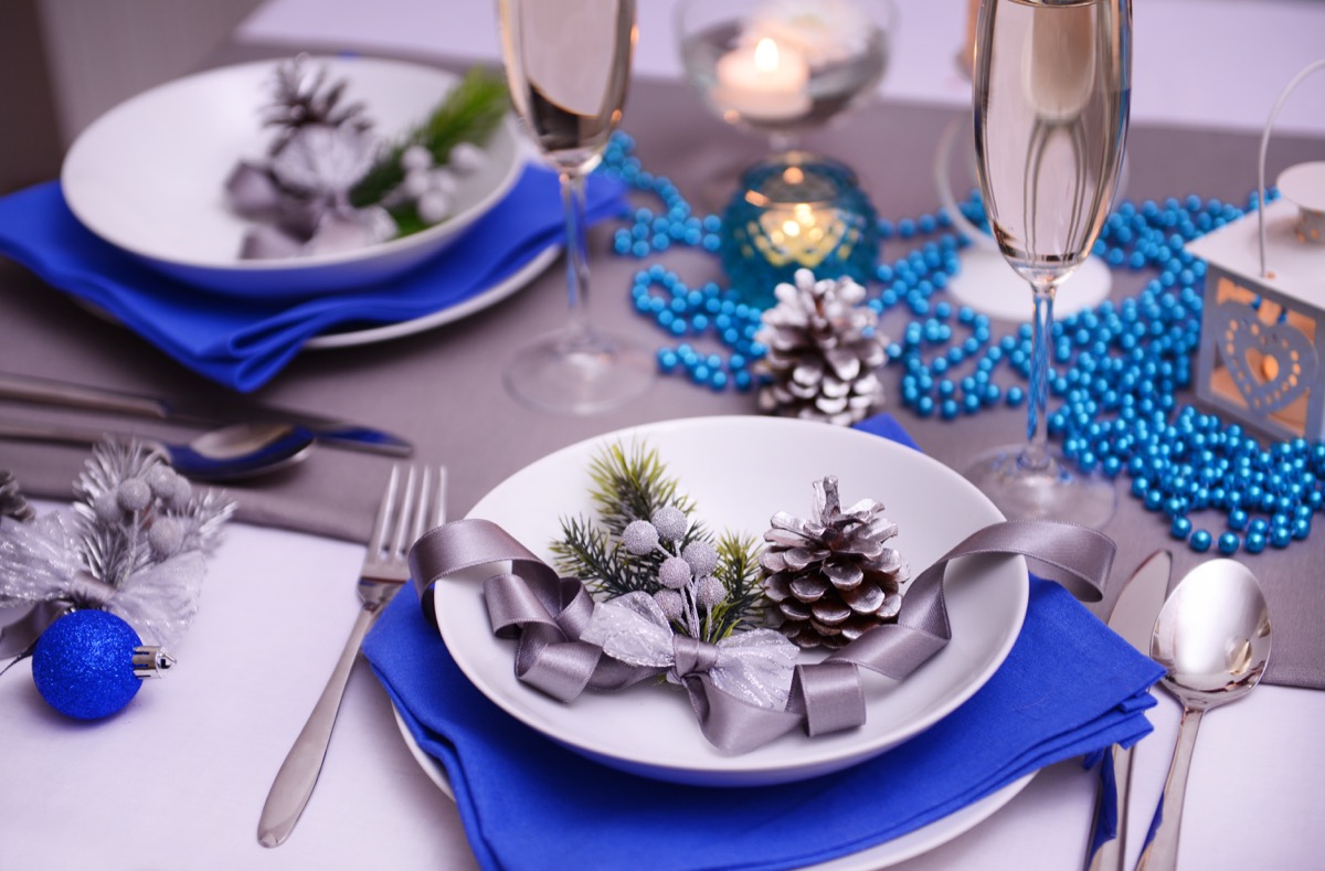 Come-apparecchiare-tavola-capodanno-idee-3.jpg
