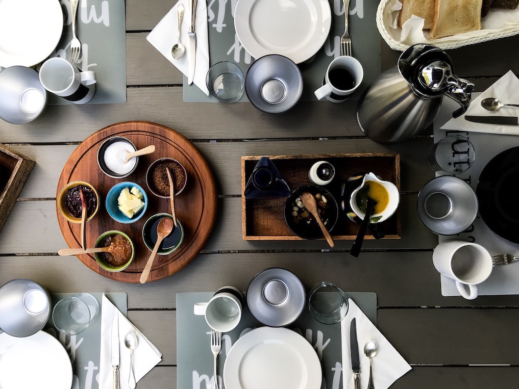 4._La_tavola_prima_colazione_CasaBonitaMenorca_.JPG