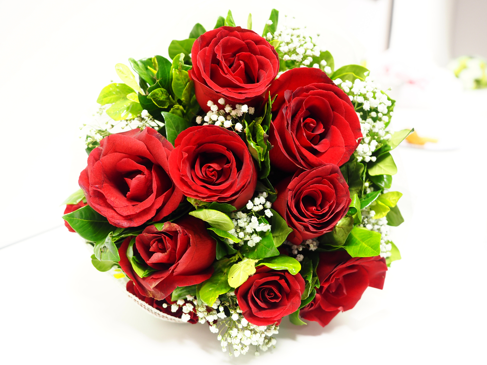 bouquet-sposa-rose-rosse-2.jpg