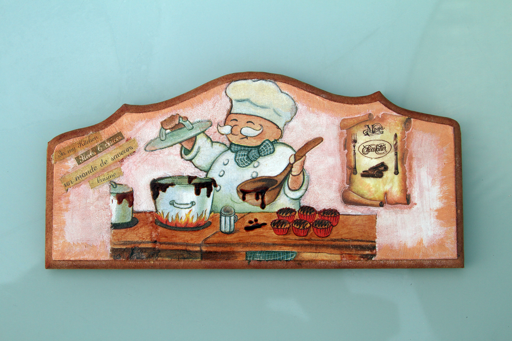 decorare-attaccapanni-parete-decoupage-3.jpg