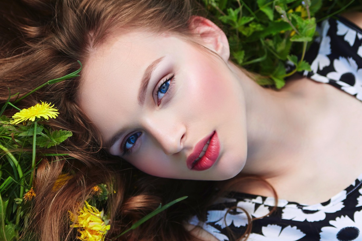 Come realizzare un trucco occhi naturale perfetto per il giorno