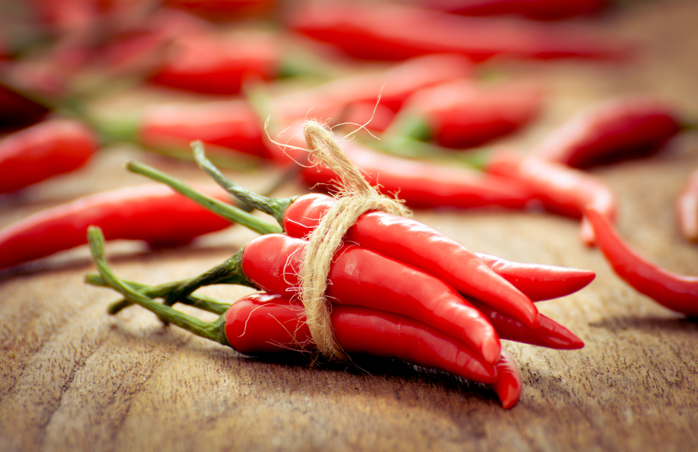 6 benefici del cibo piccante