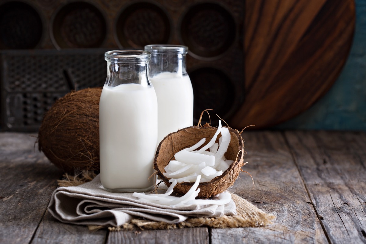 Latte di cocco per cucinare: come si usa e le calorie