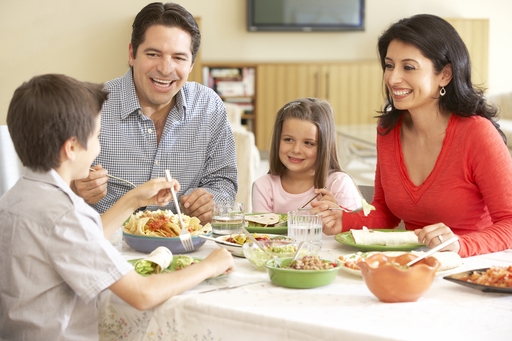 5 buoni motivi per mangiare tutti insieme in famiglia