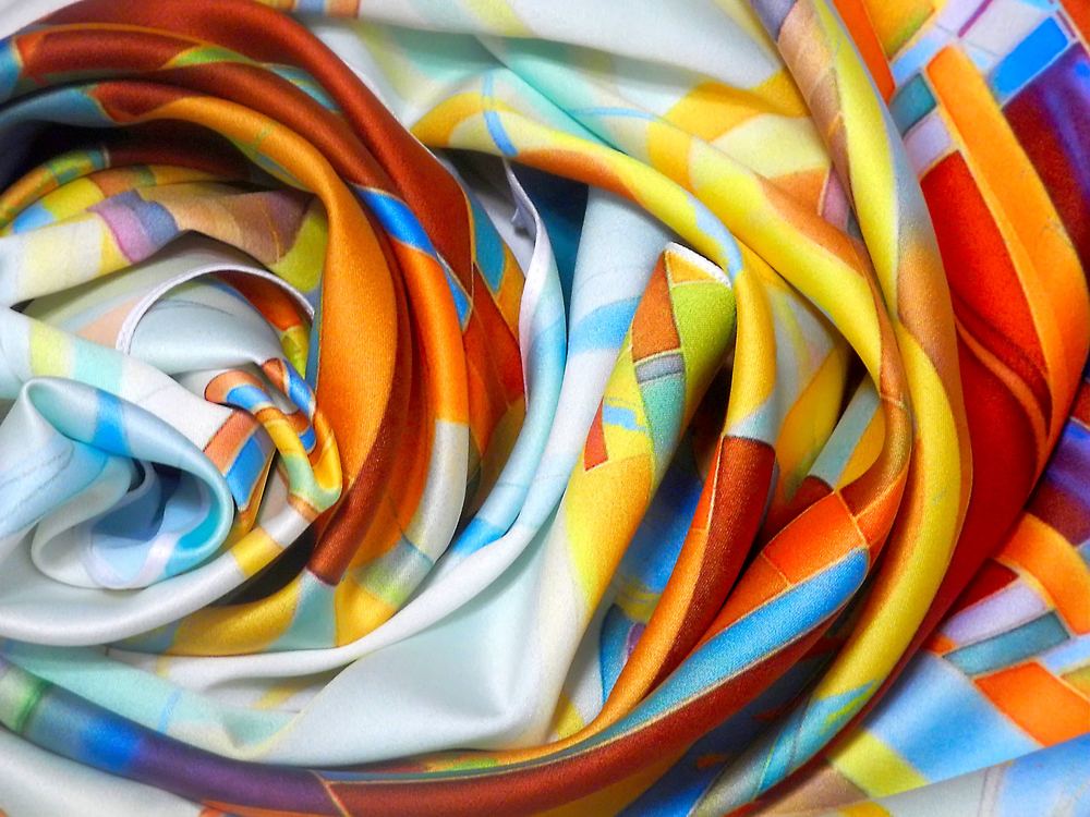 Come lavare un foulard di seta senza rovinarlo