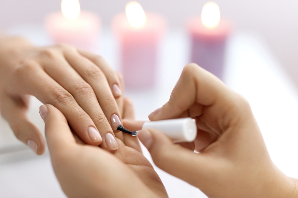 Manicure perfetta: la regola 90-10 per le unghie