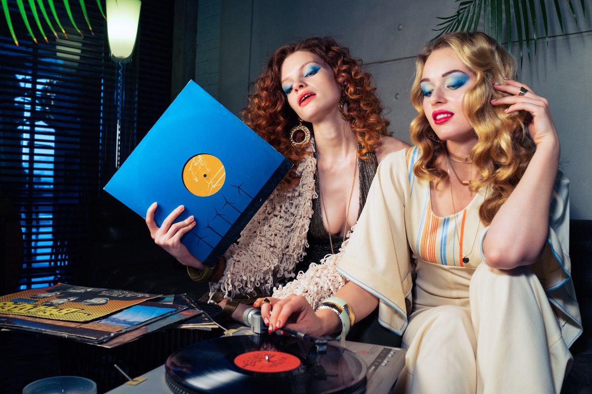Trucco anni 70: il video tutorial per realizzarlo