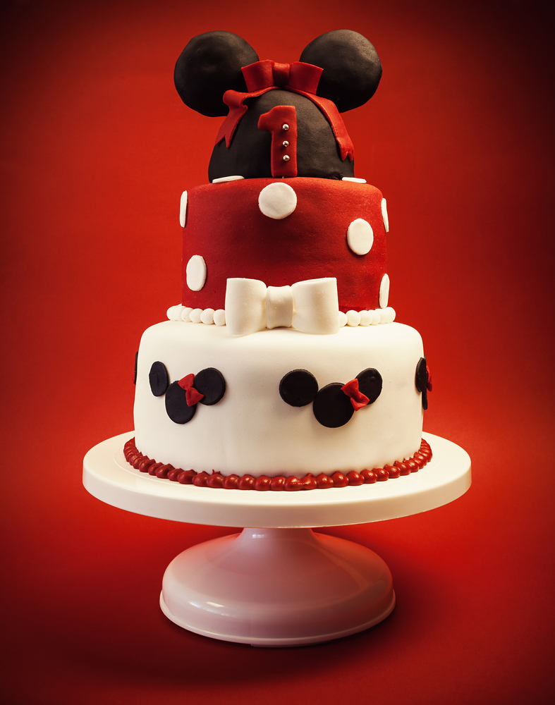 torta-primo-compleanno-bimba-pasta-di-zucchero-1.jpg