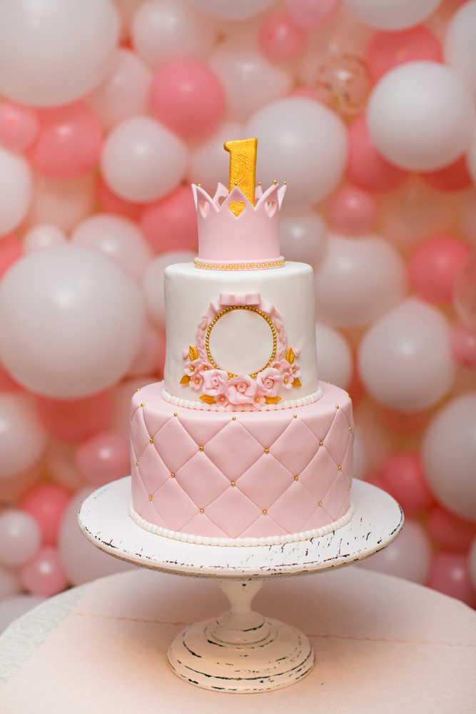 torta-primo-compleanno-bimba-pasta-di-zucchero-2.jpg