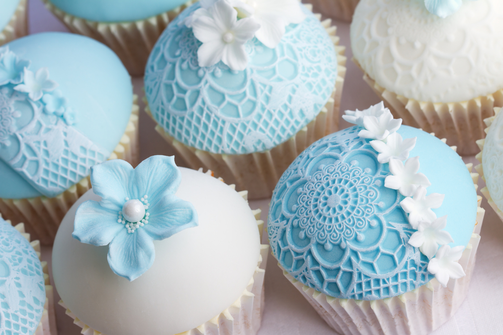 cupcake-decorati-fiori-pasta-di-zucchero-6.jpg