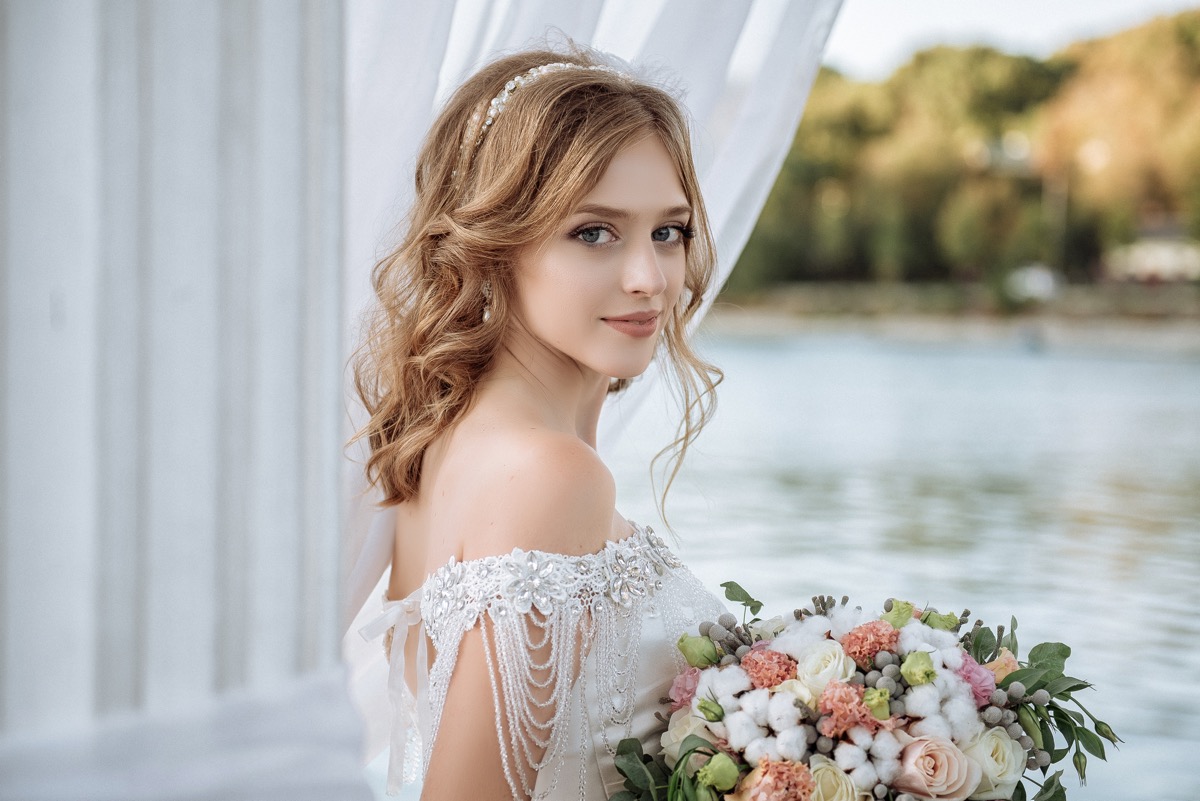 Trucco sposa per occhi verdi: il make-up per valorizzare l'iride