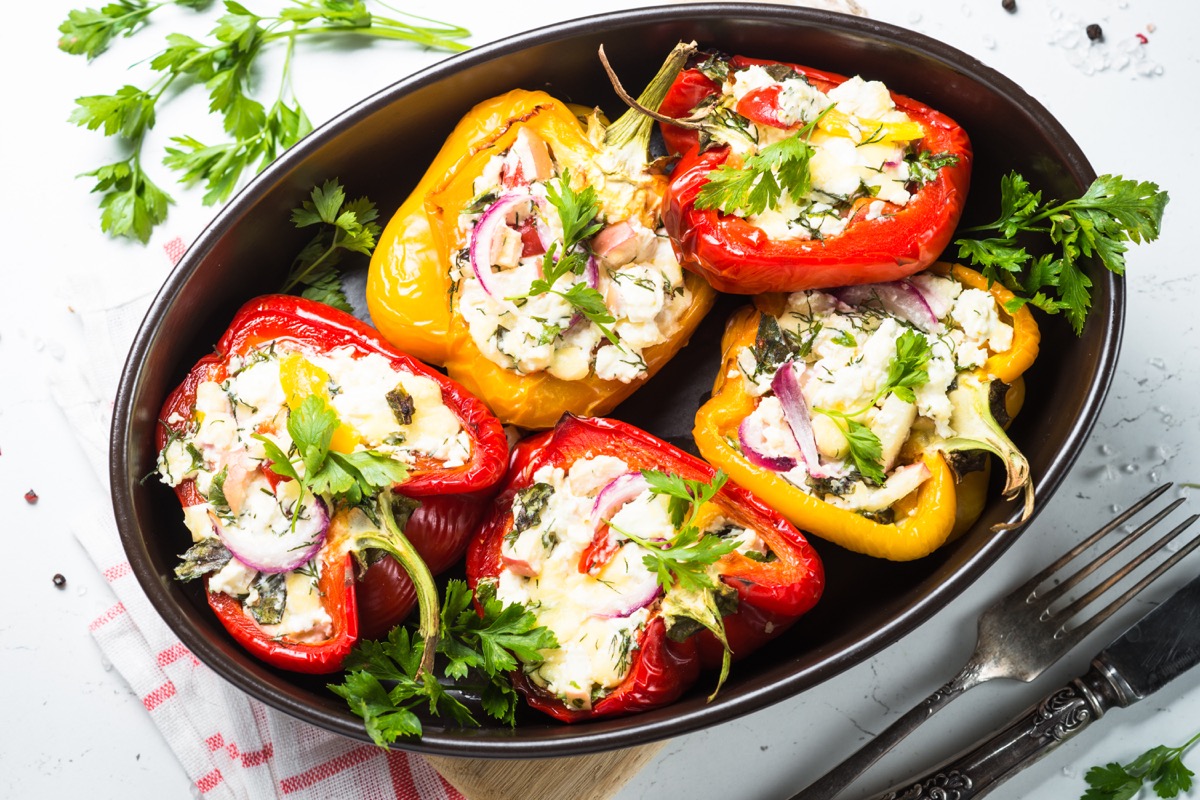 Peperoni ripieni vegetariani: come farli e quale ripieno scegliere