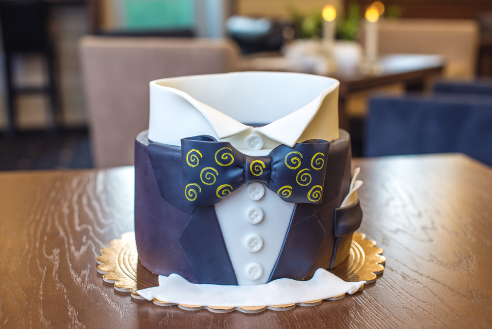 torte-compleanno-30-anni-pasta-di-zucchero-3.jpg
