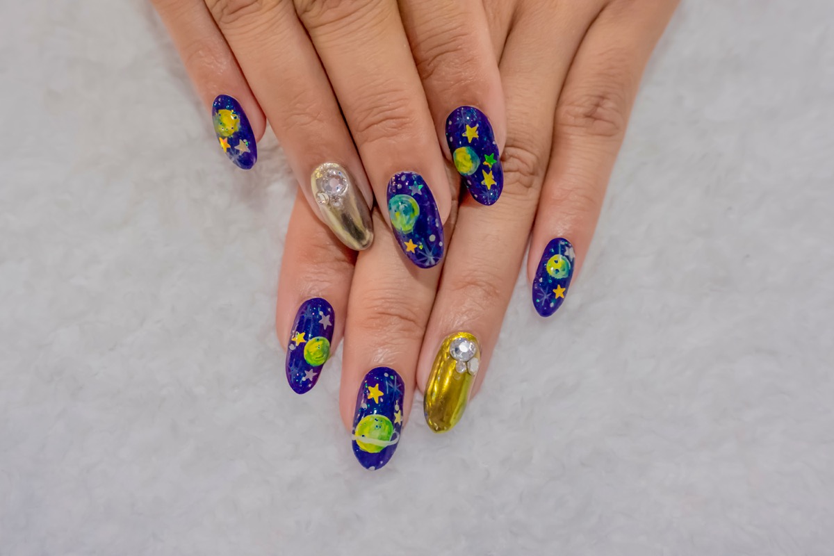 Nail-art-stelle-6.jpg