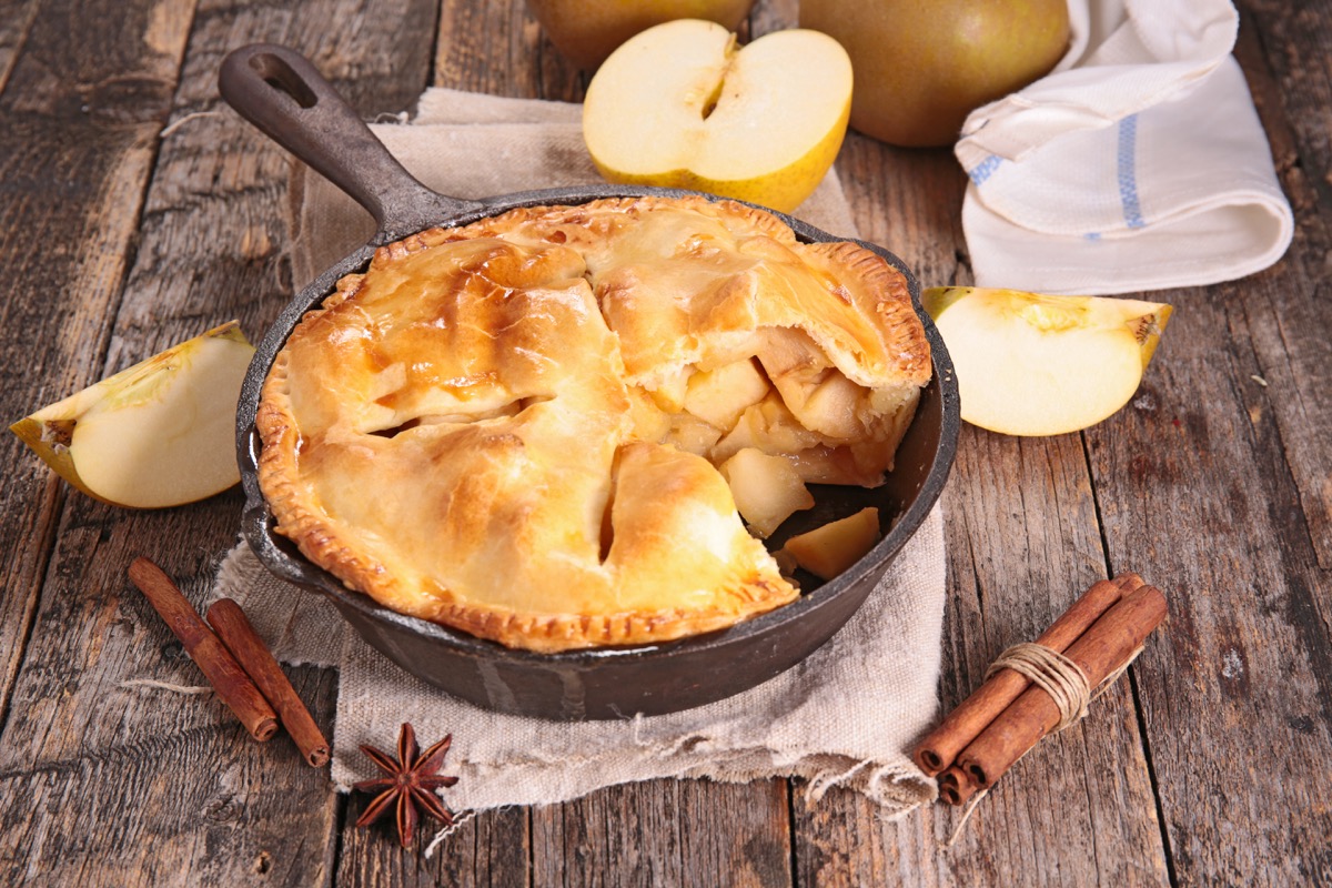 Torta di mele in padella: come si prepara