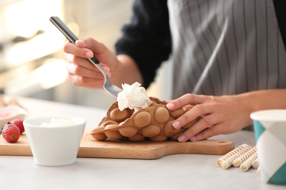 Bubble waffle: la ricetta per spuntini e colazioni dolci e salati