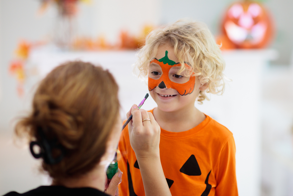 Travestimenti Halloween bambini: 2 idee semplici da realizzare