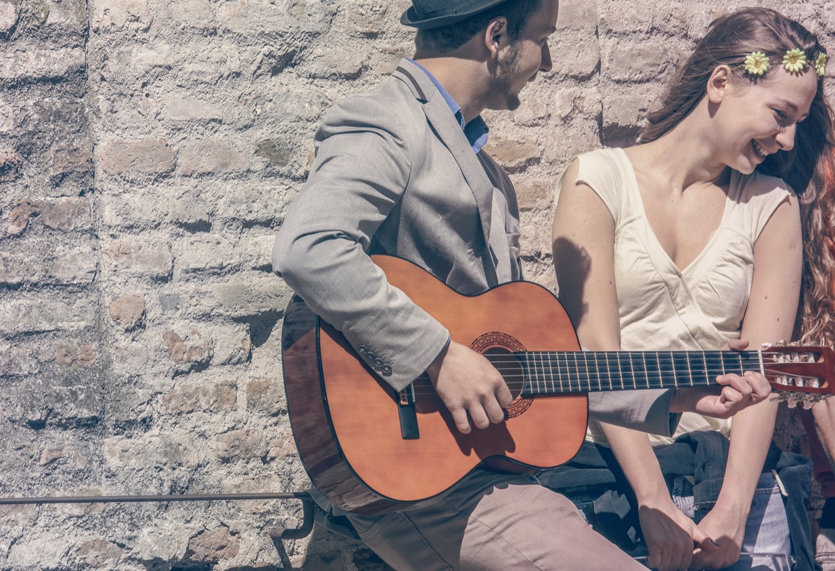 Il video musicale del mese: Ti volevo dedicare di Rocco Hunt ft. J-AX e Boomdabash, testo e significato