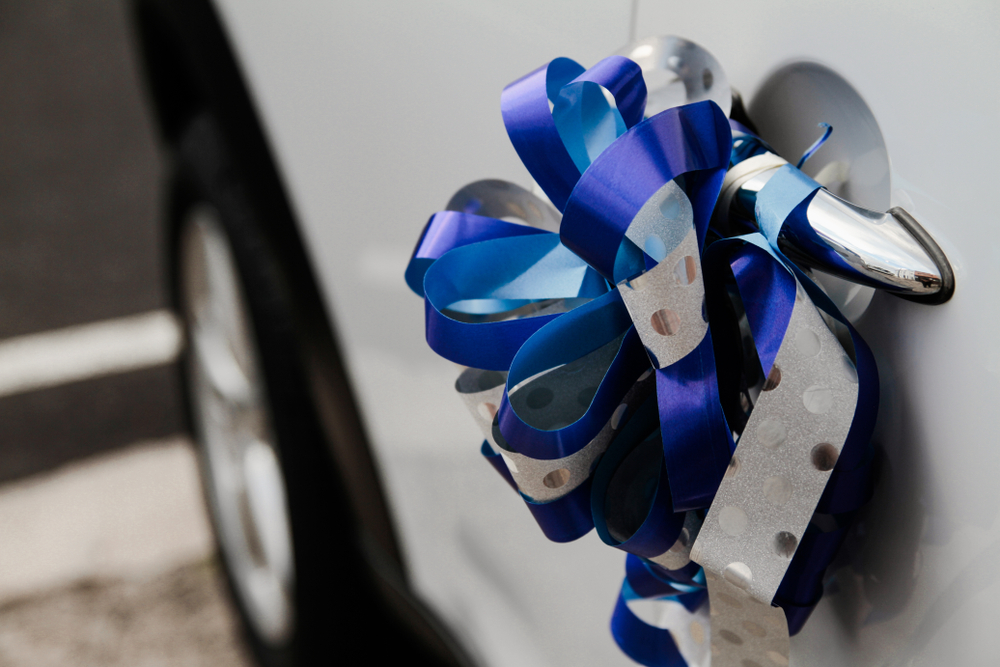 Fiocchi auto matrimonio fai da te: come realizzarli